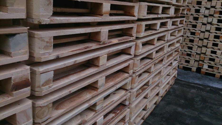 Disposable wooden pallets